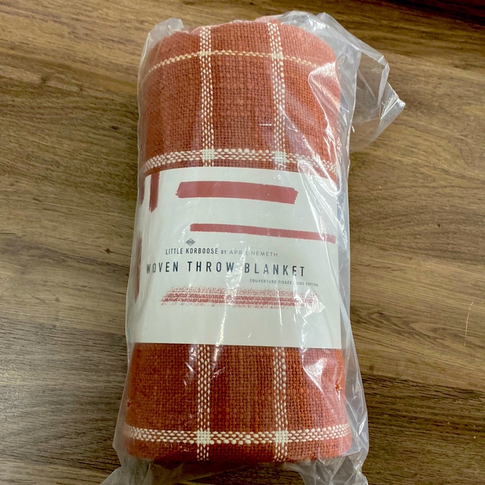 Little Korboose Woven Throw Blanket